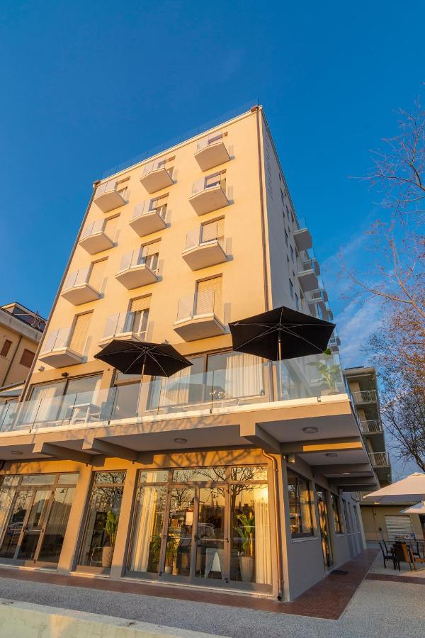Atlas Hotel 3*