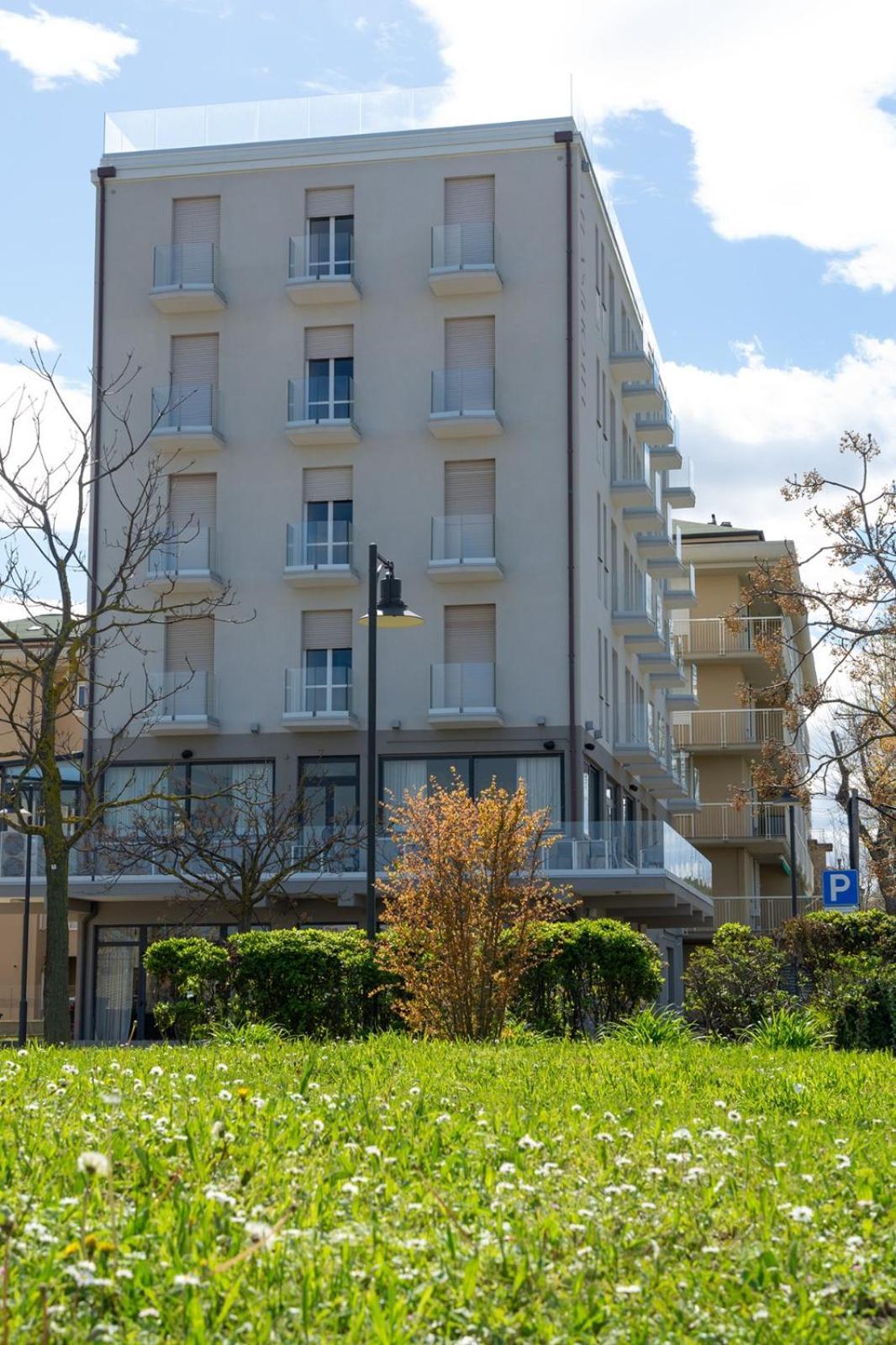 Atlas Hotel 3*